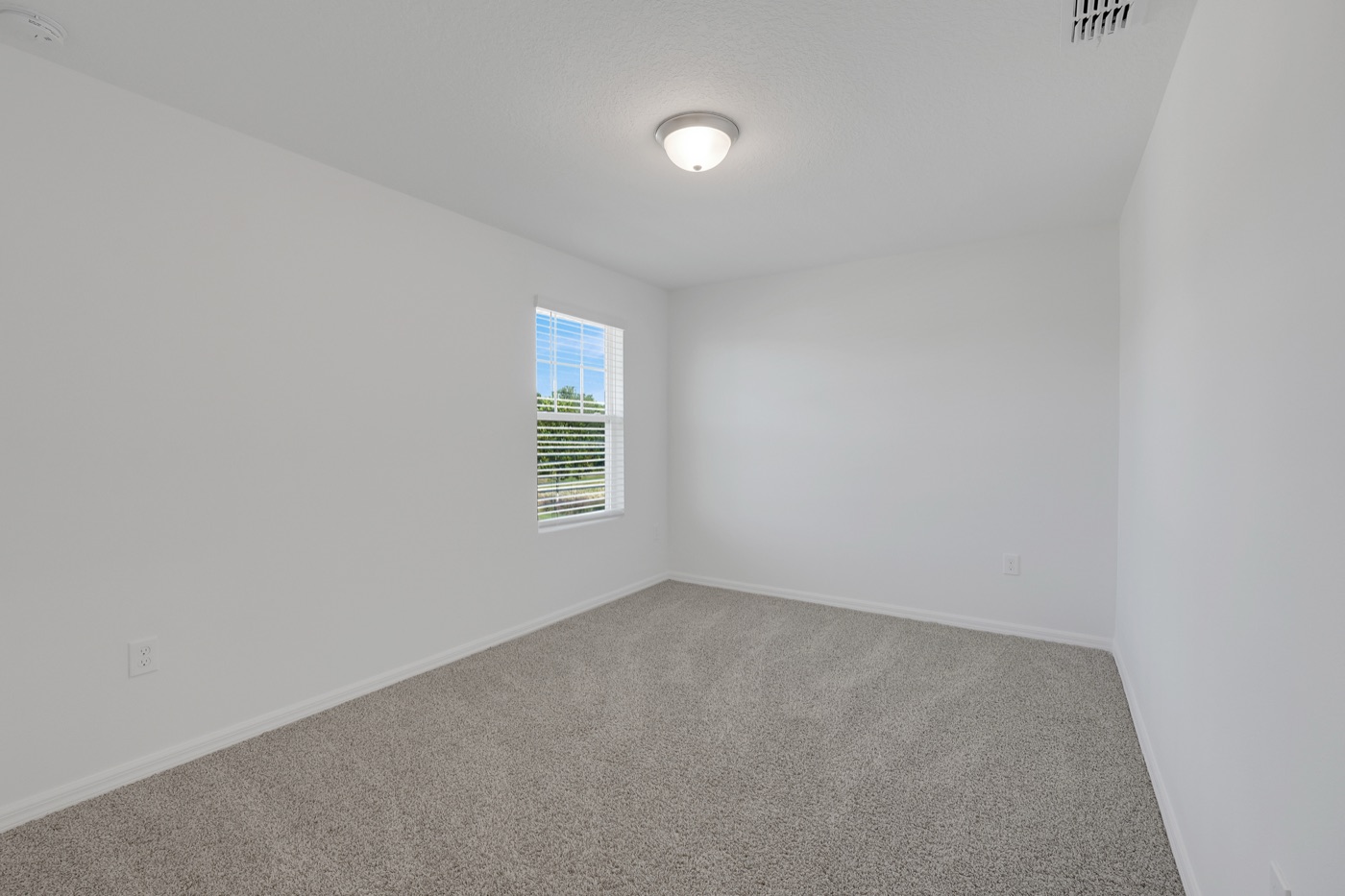 Fourth bedroom
