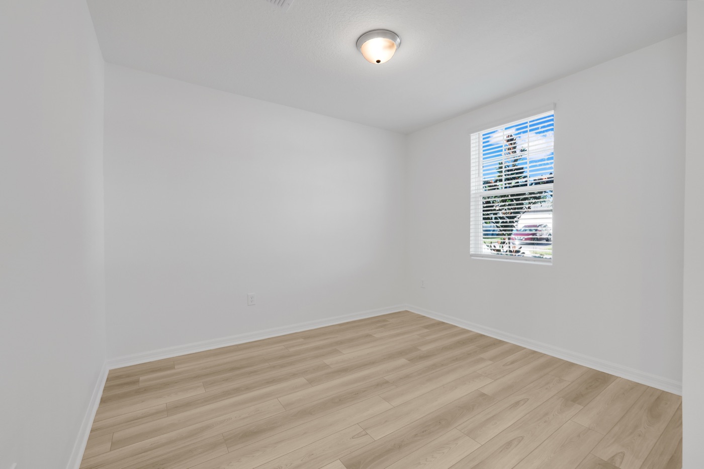 First-floor flex room
